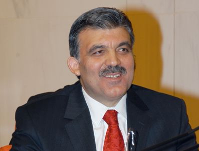 Cumhurbaşkanı Gül Pakistan'a gitti