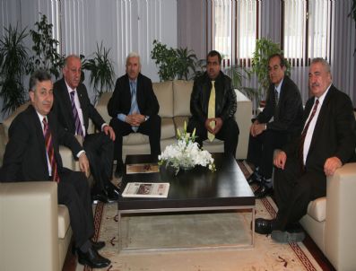 NURETTIN GÜVEN - Ato'ya Kutlu Doğum Haftası Ziyareti