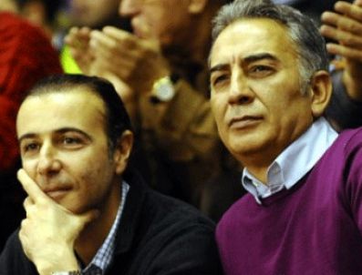 ALI HAŞHAŞ - Galatasaray'da yönetim krizi sürüyor