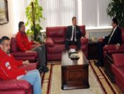 Vali Okutan Sanatçı Metin Şentürk'ü Makamında Kabul Etti