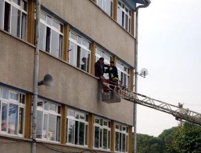 Salihli'de Heyecan Verici Tatbikat