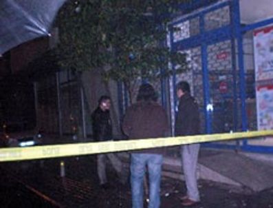 Şişli'de bir marketin önüne konan ses bombası patladı