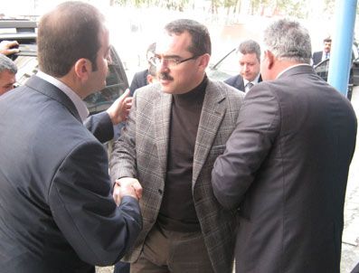 ADEM YEŞİLDAL - Adalet Bakanı Ergin Taziye Ziyaretinde