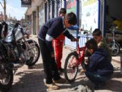 Bisikletler Bahar Bakımına Alındı