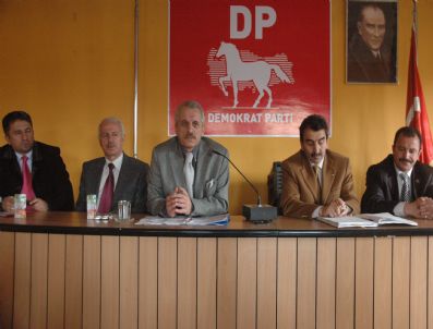 MEHMET AĞAR - Dp Erzurum Teşkilatı İlk Toplantısını Yaptı
