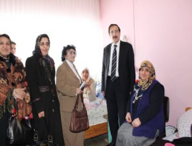 İSMAIL ÇELIK - Başkan Bulutlar, Huzur Evi Sakinleriyle Bir Araya Geldi