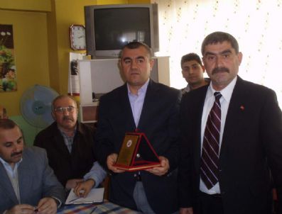 ELAZıĞLıLAR DERNEĞI - Elazığlılar Derneği'nde Nöbet Değişimi