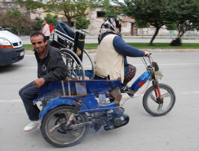 Fedakar Kadın, Eşini Hayata Bağladı