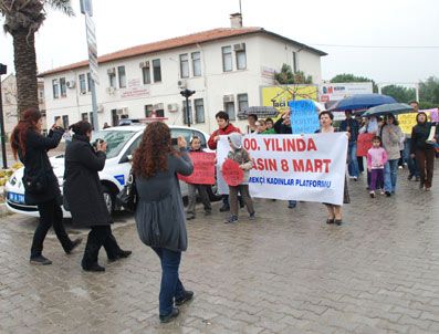 İBRAHIM ERTEKIN - Kadınlar Günü