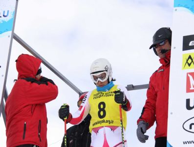 TÜRKIYE KAYAK FEDERASYONU - Snowboard Türkiye Şampiyonası