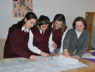 Vezirköprü Kız Meslek Bölge Birincisi Oldu