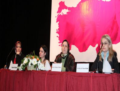 HİLAL KAPLAN - Büyükşehir'den Türkiye'de Kadın Olmak Paneli