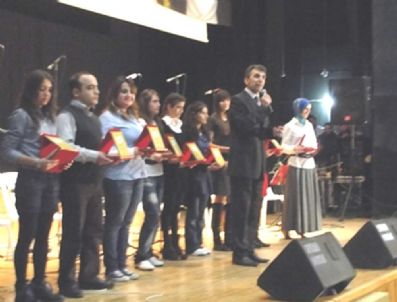 MUSTAFA KUTLU - Gönen'de Ömer Seyfettin Hikaye Yarışması Ödülleri