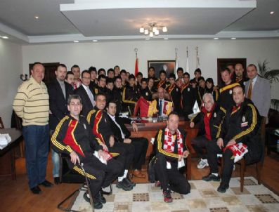 Güler'e Galatarasay Forması