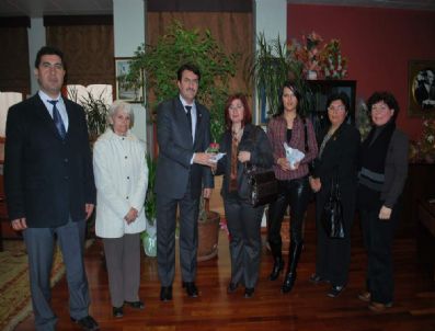 OSMAN TAŞTAN - Kadınlar İçin El Ele