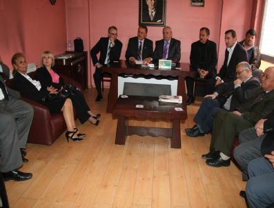 EKREM YıLMAZ - Dp İl Yönetiminden Devrek Dp'ye Ziyaret