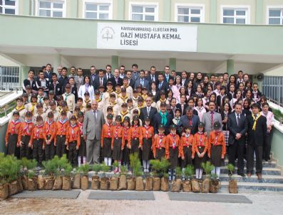 RAMAZAN ÇELIK - Elbistan'da Bin Fidan Toprakla Buluşuyor