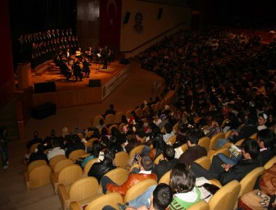 TÜRK MUSIKISI - Erzurum'da Cumhuriyet Dönemi Türk Musikisi Konseri
