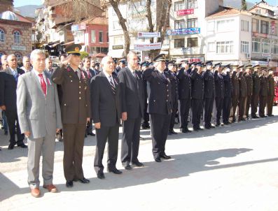 Polise Simav'da Coşkulu Kutlama