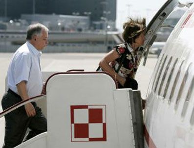 DONALD TUSK - Polonya Devlet Başkanının uçağı düştü