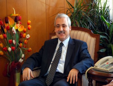 Sinop Valisi'nden Polise Kutlama