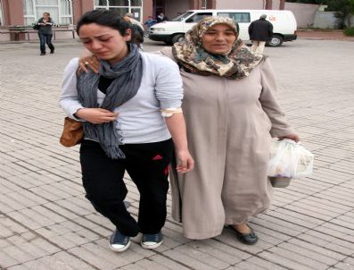 KÜBRA ASLAN - Sınav Stresi Bayılttı