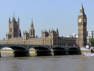 BRIAN COWEN - Londra'dan Belfast'a yetki devri