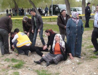 KADRI KARTAL - Telefon için canından oldu