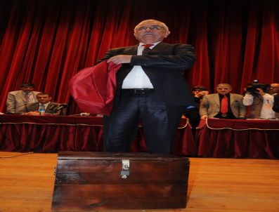 MAHMUT ÇELIKCAN - Adana'da Büyükşehir Belediye Başkan Vekili Kurayla Belirlendi
