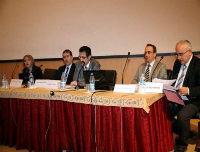 ÜNAL YıLMAZ - C.ü'de 'Hekimlerin Tıbbi Müdahalelerden Kaynaklanan Sorumlulukları' Konulu Konferans Düzenlendi
