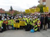 Çevre Gönüllüsü Öğrenciler İş Başında