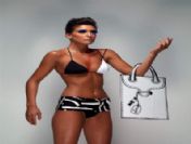 Deniz Mercan Tasarımlarını Öğrencilerle Paylaştı