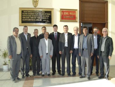 OSMAN UĞUR - Muhtarlar Sorunları Aktardı