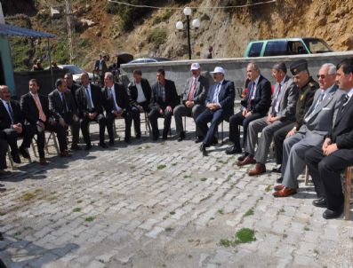 ALİ HAYDAR ÖNER - Vali'den Köylülere Sert Uyarı