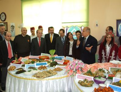 AYHAN BOYACı - Bafra'da Yöresel Yemekler Yarıştı
