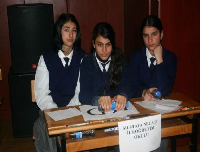 MUSTAFA NECATİ - Çayırova'da Bilgi Yarışması