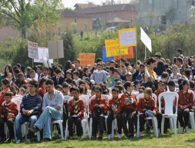 MUSTAFA ÜNALDı - Kartepe'de Turizm Haftası Coşkusu