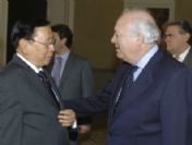 Spaın Phılıppınes Foreıgn Mınıster Romulo Vısıts