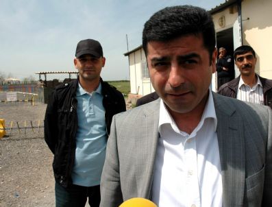 DTP - Bdp Genel Başkanı Demirtaş Tutuklu Belediye Başkanlarını Ziyaret Etti