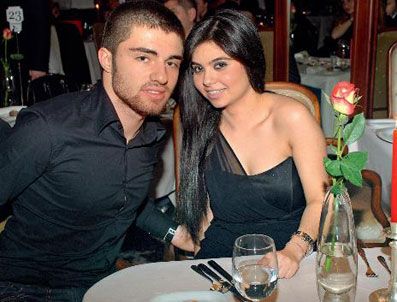 CEM GARIPOĞLU - Gariboğlu'na 2 milyonluk tazminat davası