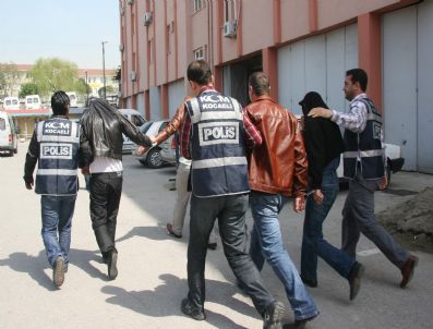 Kocaeli Sosyetesine Uyuşturucu Satan Şebeke Çökertildi