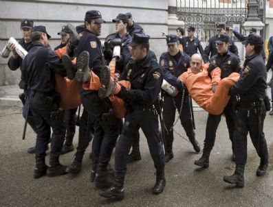 Spaın Greenpeace Protest