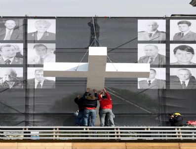 Warsaw Preparatıons To Mournıng Ceremonıes