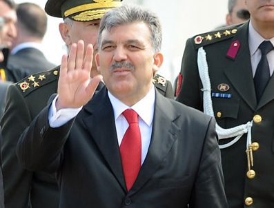 Cumhurbaşkanı Gül'ün Polonya programı iptal edildi