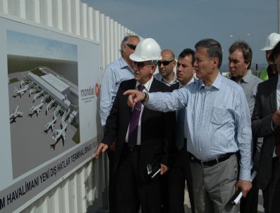 MEHMET NIL HıDıR - Hıdır'dan Yeni Dış Hatlar Terminali Açıklaması