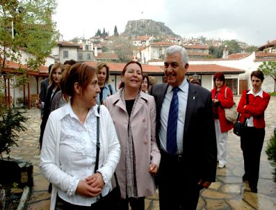 Vekil Eşlerinden Muğla Ziyareti