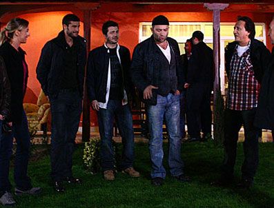 Arka Sokaklar 156. bölüm fragmanı izle