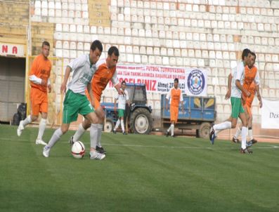 AHMET ZENBİLCİ - İhsan Eroğul Futbol Turnuvası Başladı
