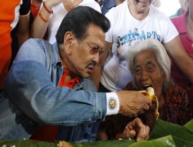 MANILA - Phılıppınes Electıons Estrada Bırthday