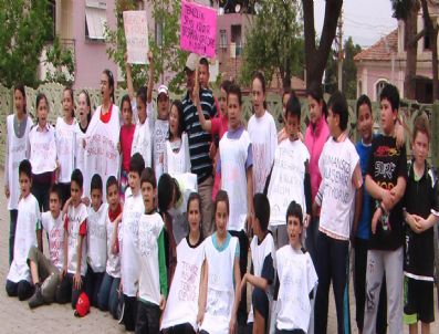 Alaşehir'de Çocuklardan 'Arabadan İn Bisiklete Bin' Kampanyası